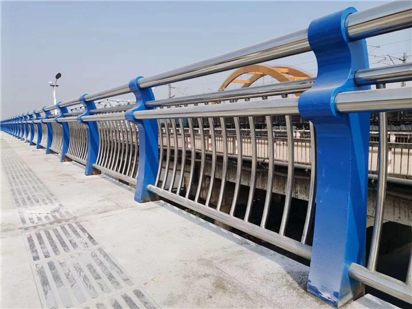 四川304不锈钢复合管护栏的生产工艺揭秘